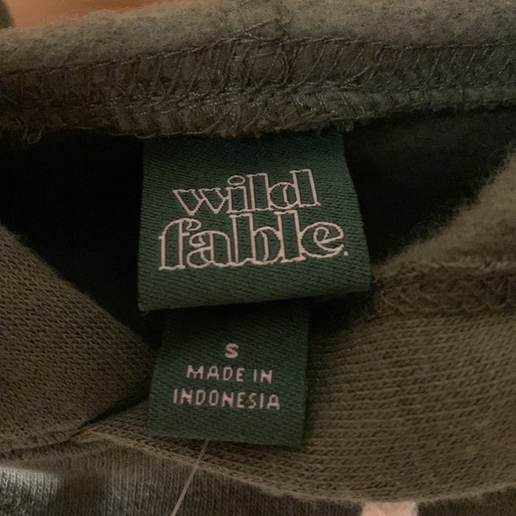 Juniors Wild Fable Green Long Sleeve Hooded Crop Top Sweatshirt Hoodie Pullover - Picture 3 of 6